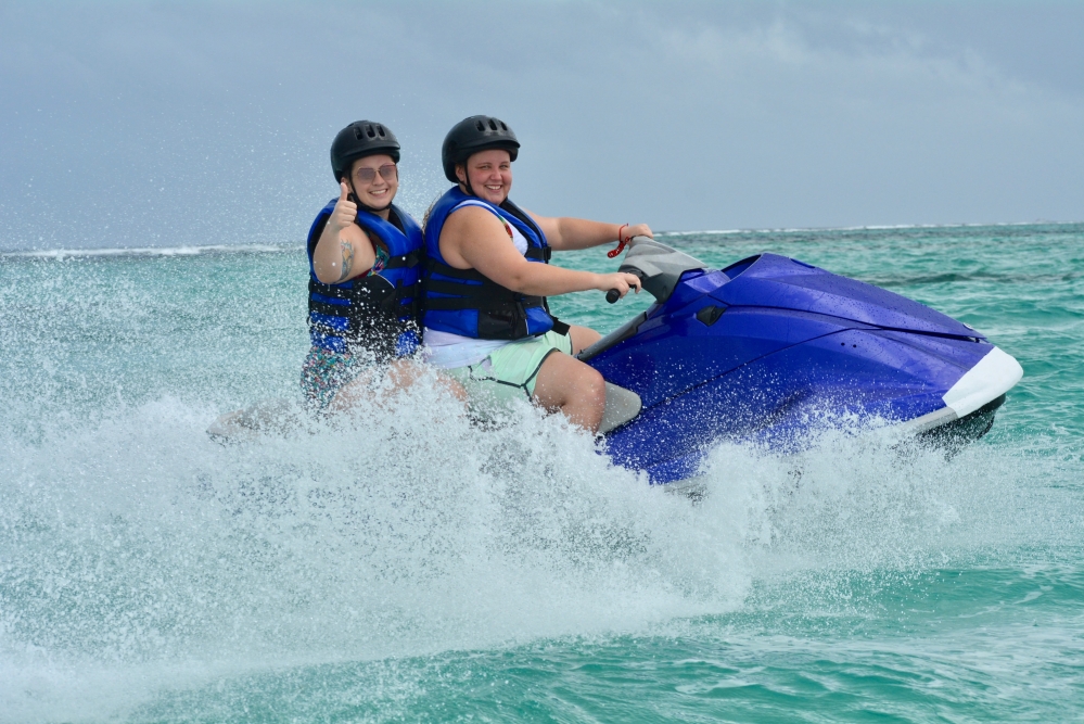 WAVERUNNER ADVENTURE TOURS | Caribbean Adventures Roatan - Tours ...