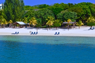 Beach Club Roatan | Caribbean Adventures Roatan - Tours, Diving ...